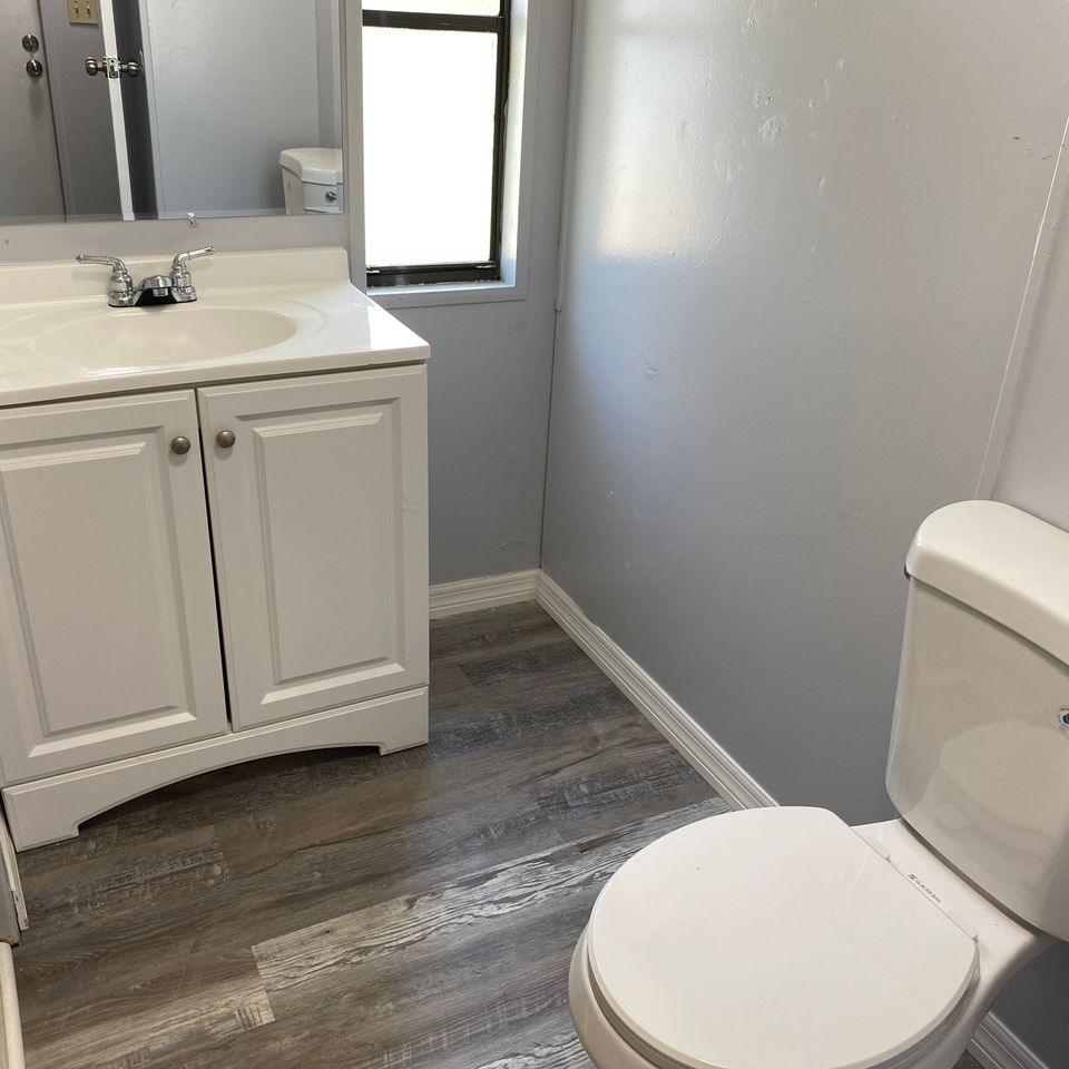 Lot 18 bathroom