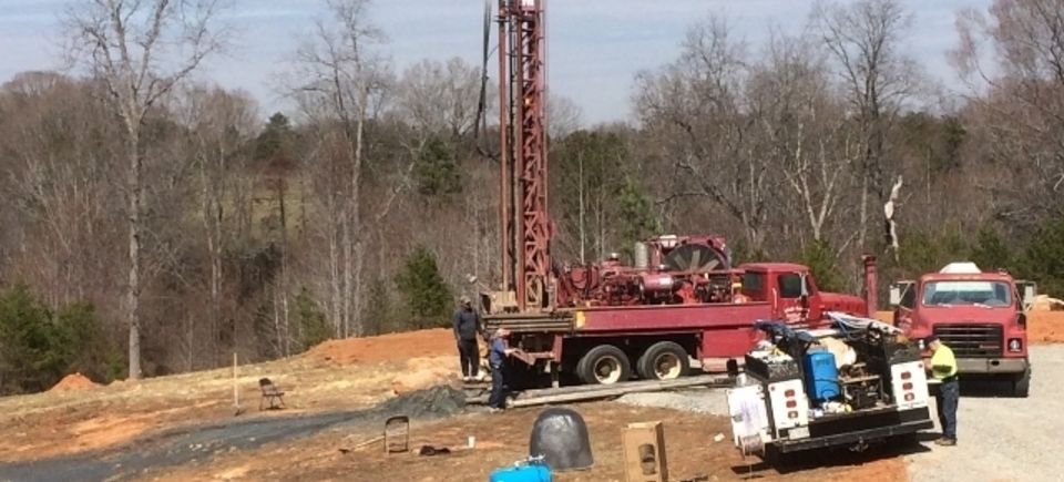 Drilling a well (640x324)20180418 5485 y21q3g