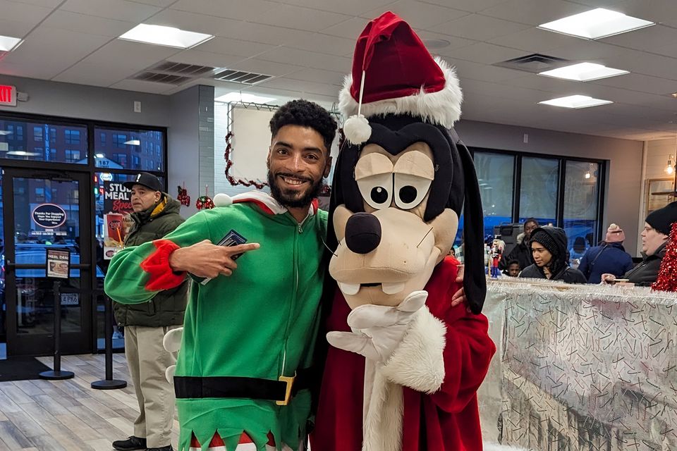 2023 kelley square tree lighting day 2