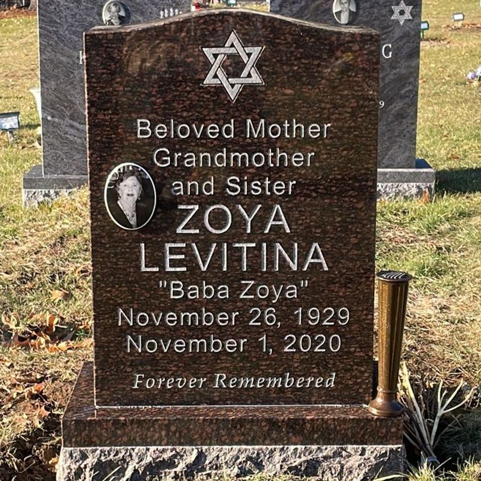 Zoya levitina set