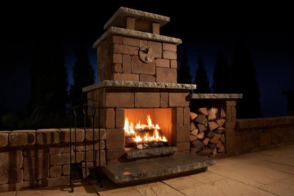 Compact fire place