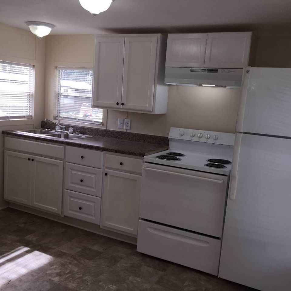 Lot 66 appliances