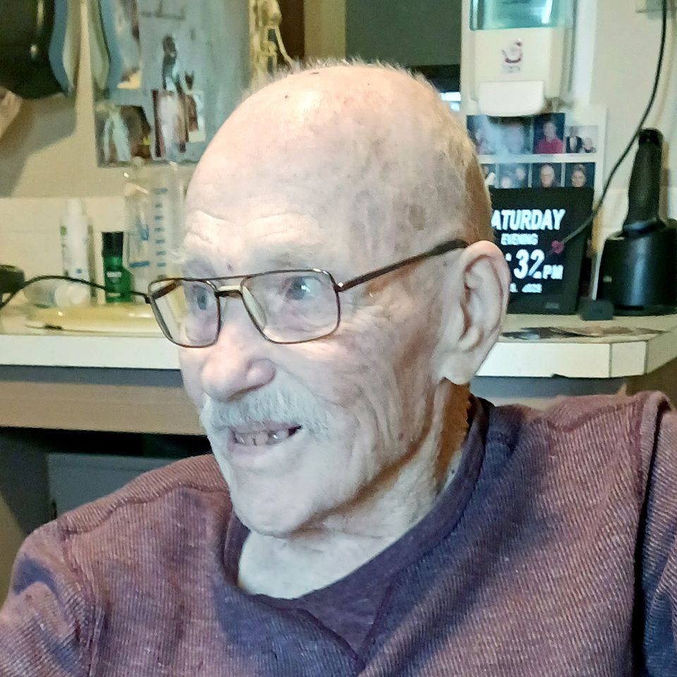 Lester hesseltine 