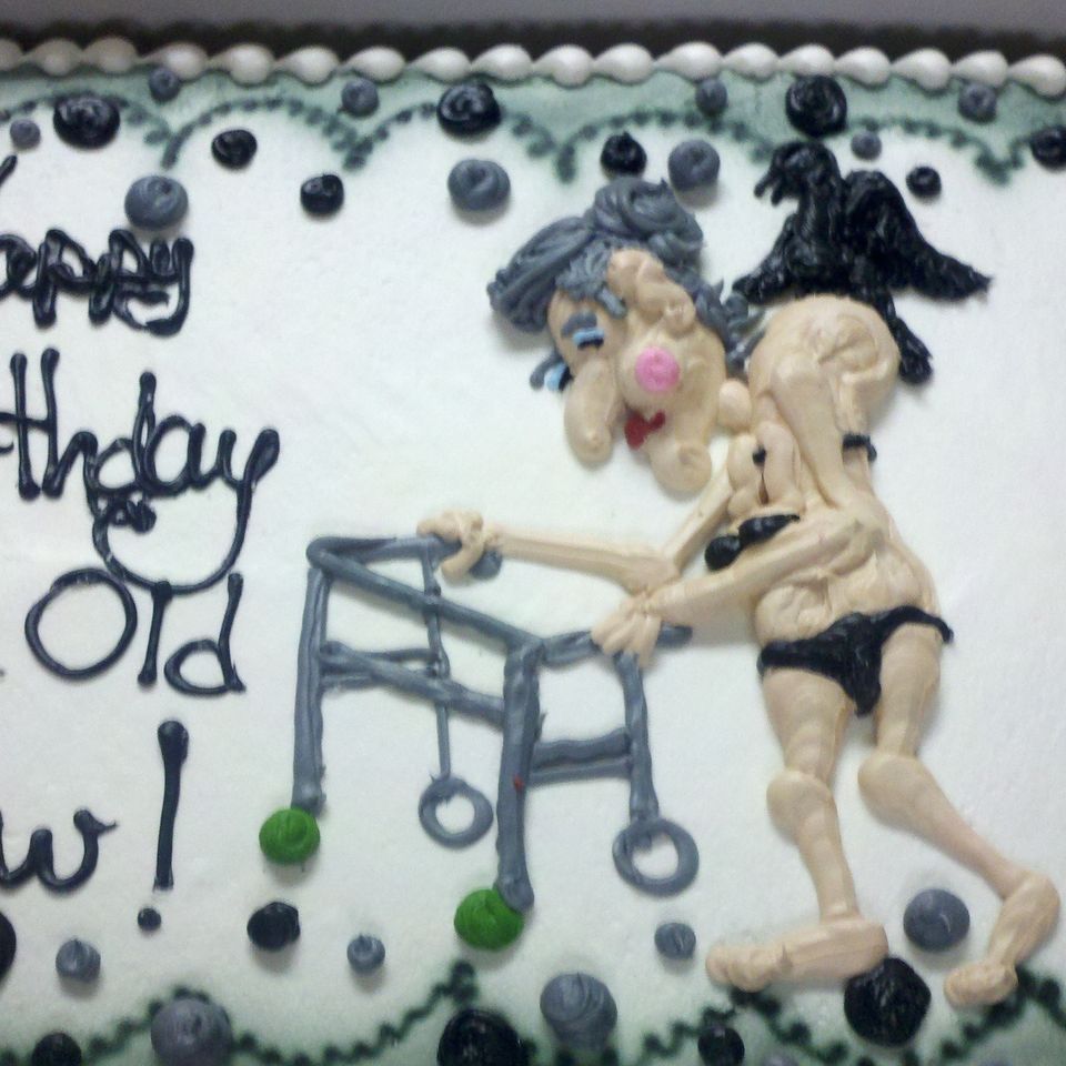Cakes birthday 13320180612 10997 zoltfo