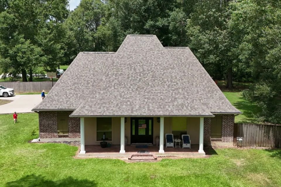 Residential roof replacement in Baton Rouge, La.