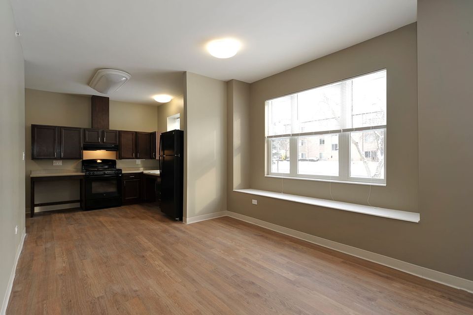 Leavitt avenue apartments (6)