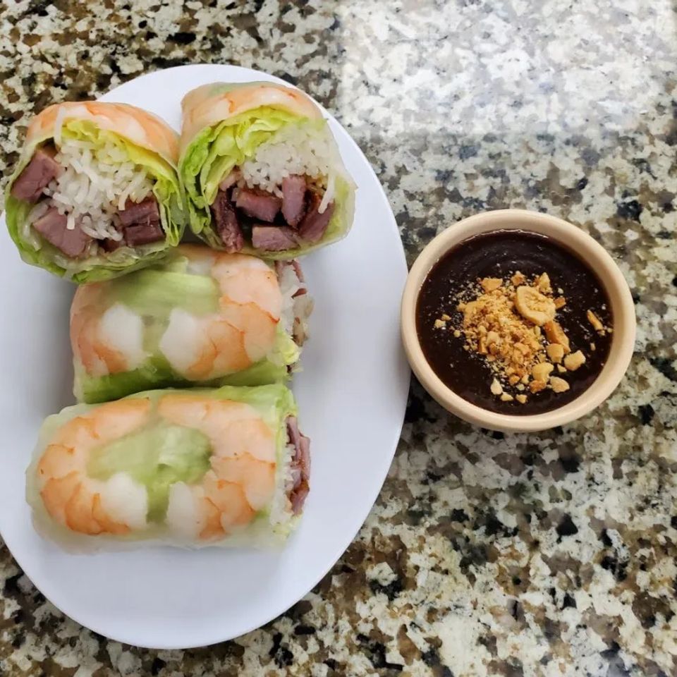  4 pork spring rolls