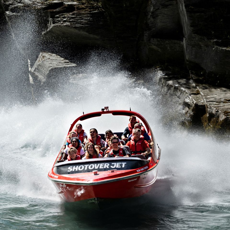 Shotover jet canyon speed splash