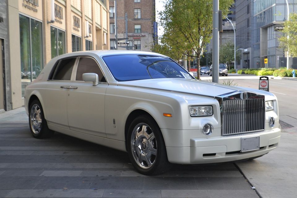 Image of a Rolls Royce Luxury At Its Best