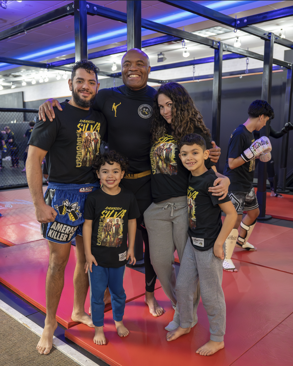 Anderson silva at american killer bees family photo