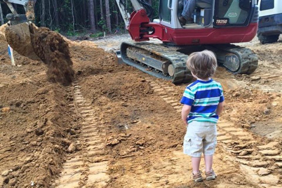 Gene's Backhoe Services 