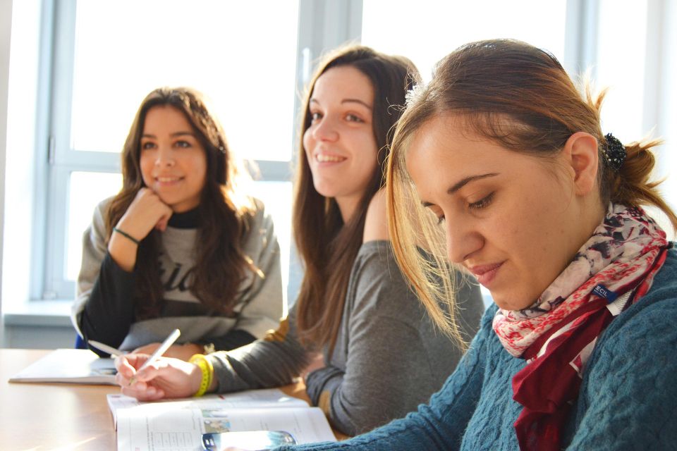Sprachschuleaktiv language school g9a88c109a 1920