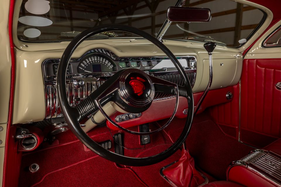 Pot o gold 1951 merc31