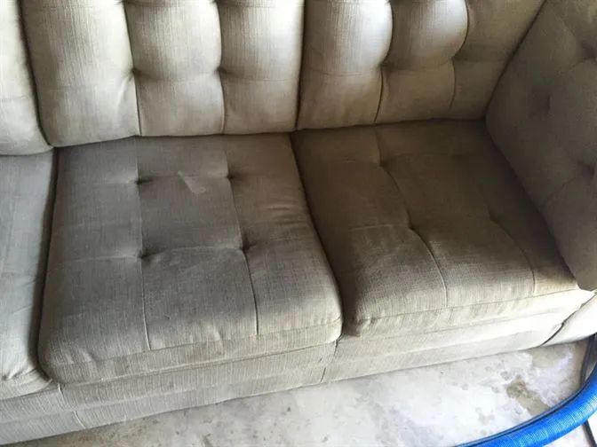 Couch photo yfk