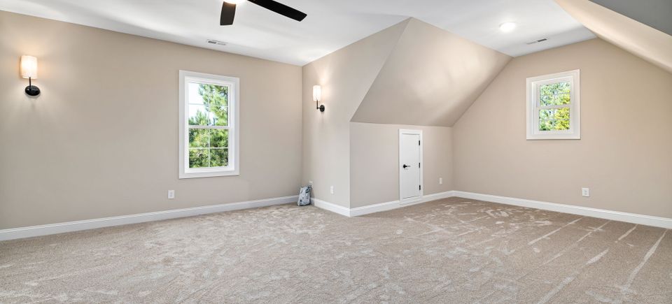 29 web or mls 7k5a2983