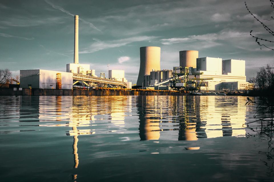 Power plant gf1d930db0 1920