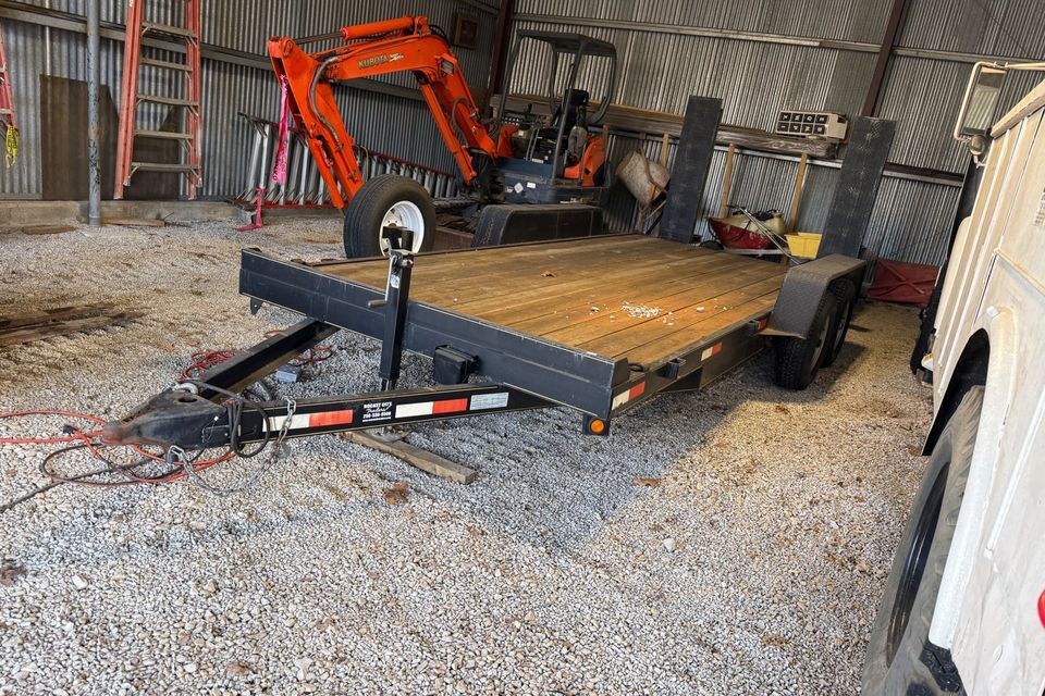 Equipment trailer huntsville