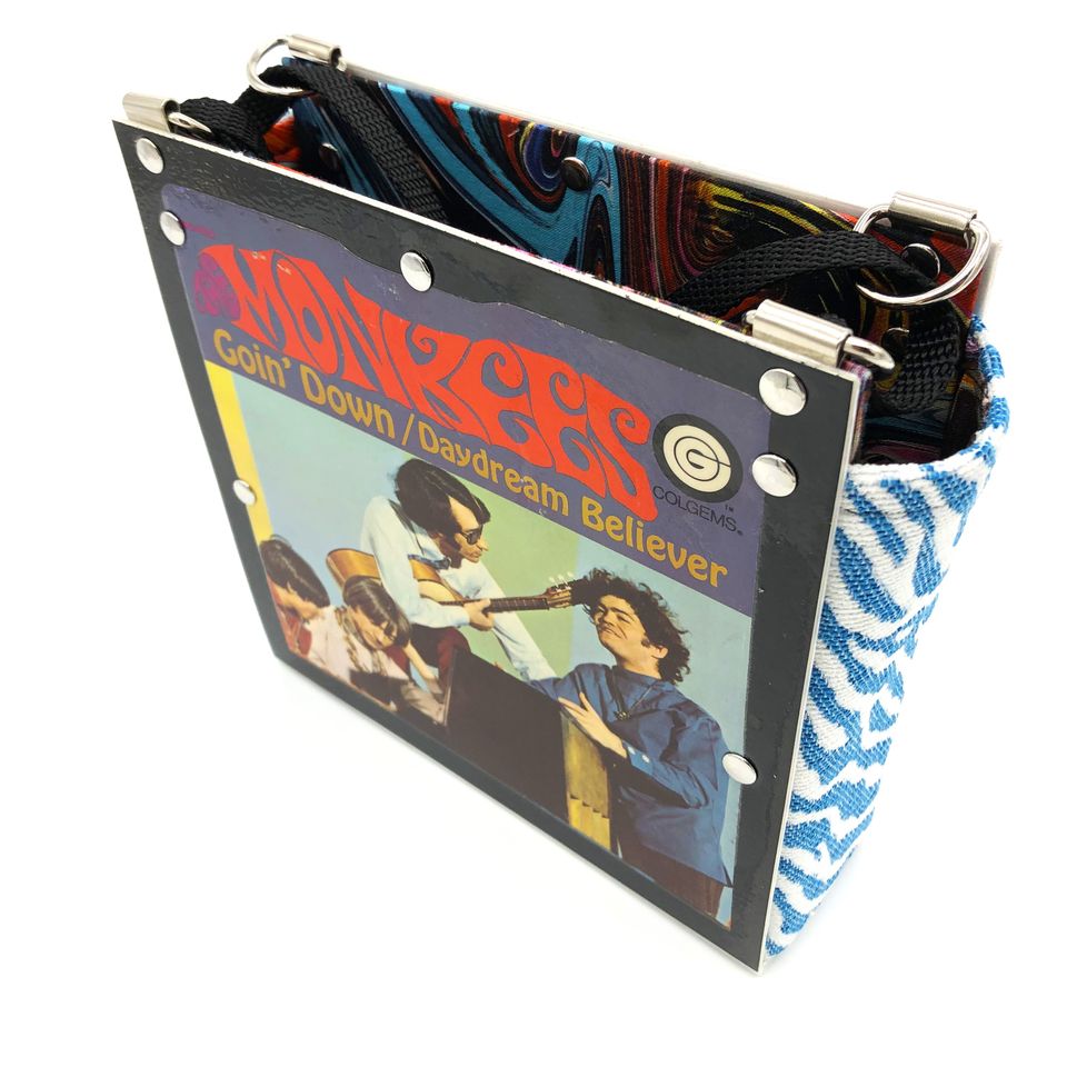 8 totey monkees front