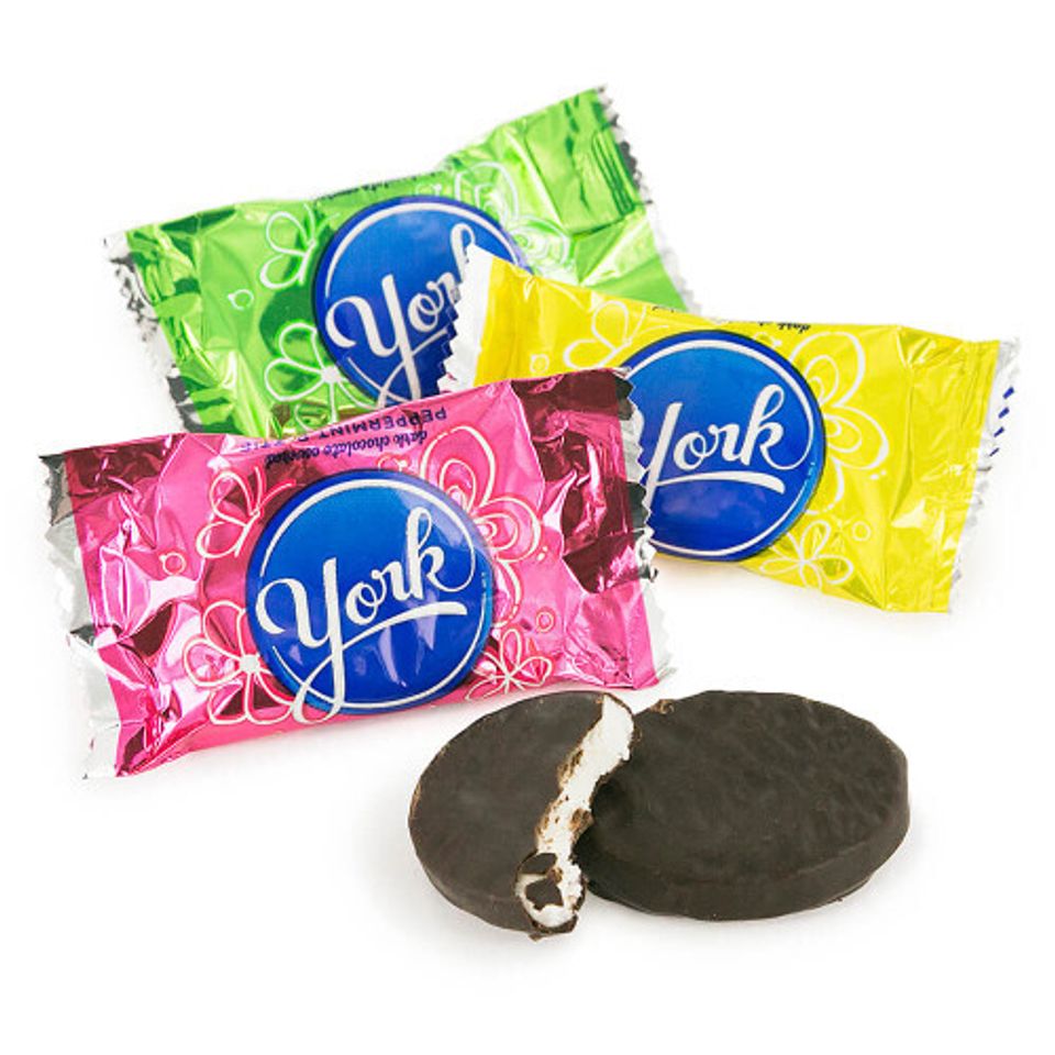 130696 01 york peppermint patties eggs 20 piece bag