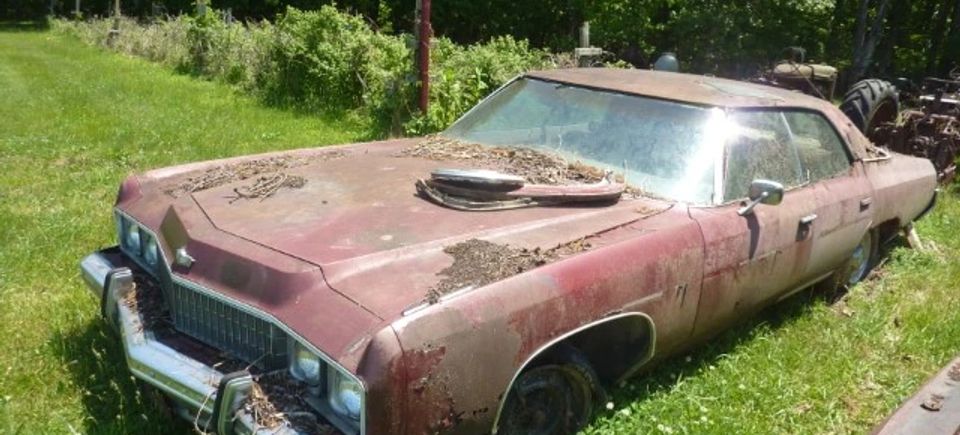 Antique car up for auction at Kauffman Bros. Auctions