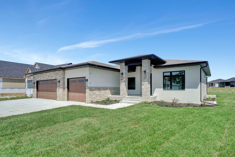 3630 tree line dr 05