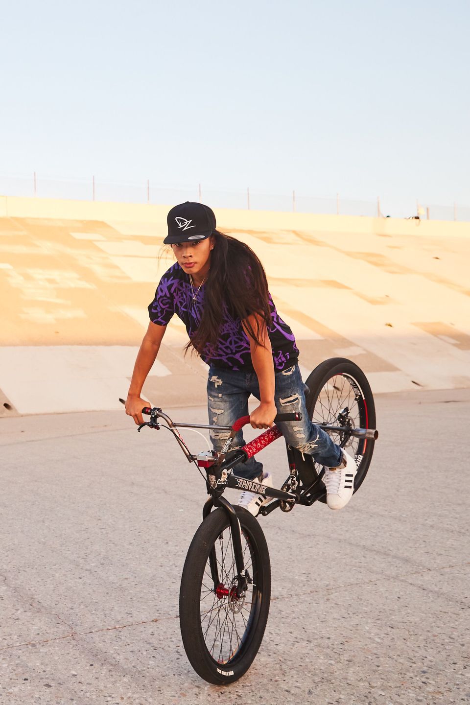 Bicycle stunt rider andrew dz do