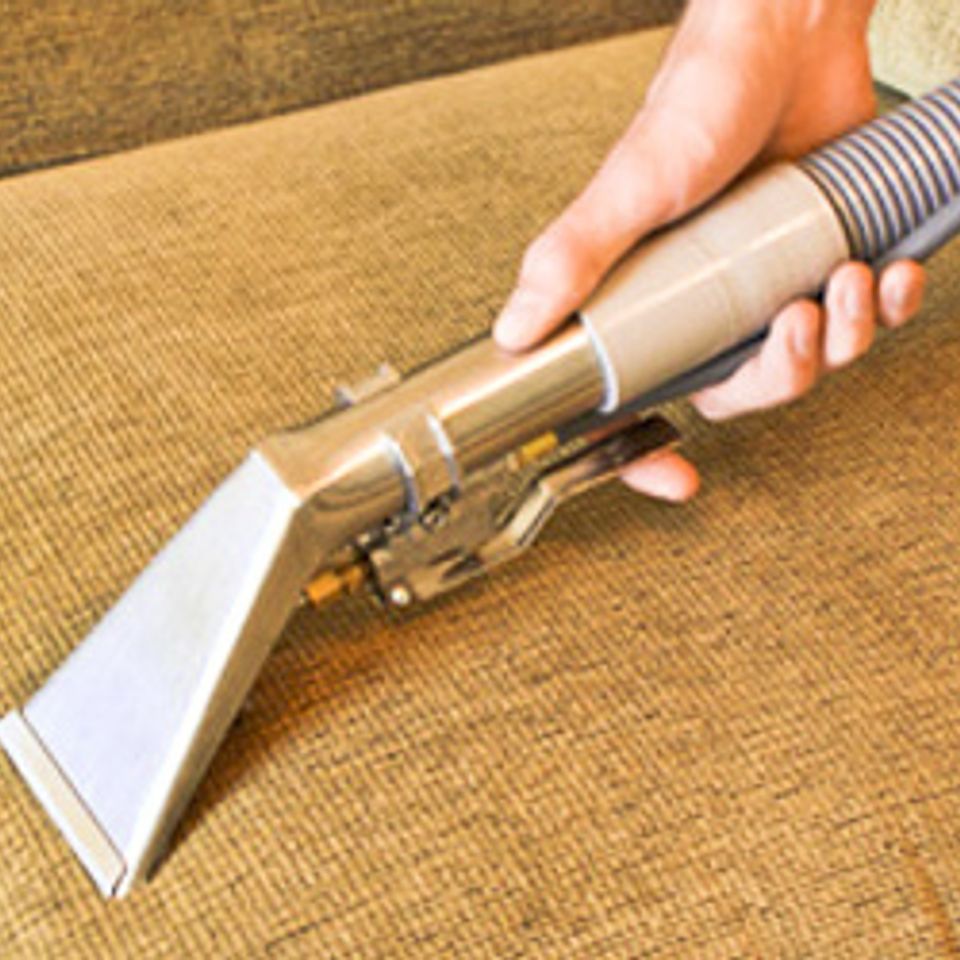 Upholstery cleaning thunderbolt20151016 3406 1dazgd4