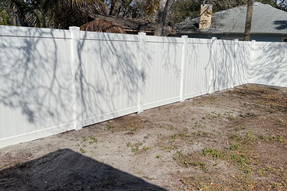 Kanter fence company white vinyl fence installation sarasota bradenton palmetto lakewood ranch bayshore gardens the meadows 05432bf6 8445 476b 82c6 db4cbe0dc423