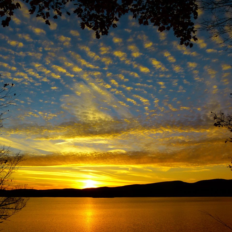 22x30   debbie   sunset at pontoosuc