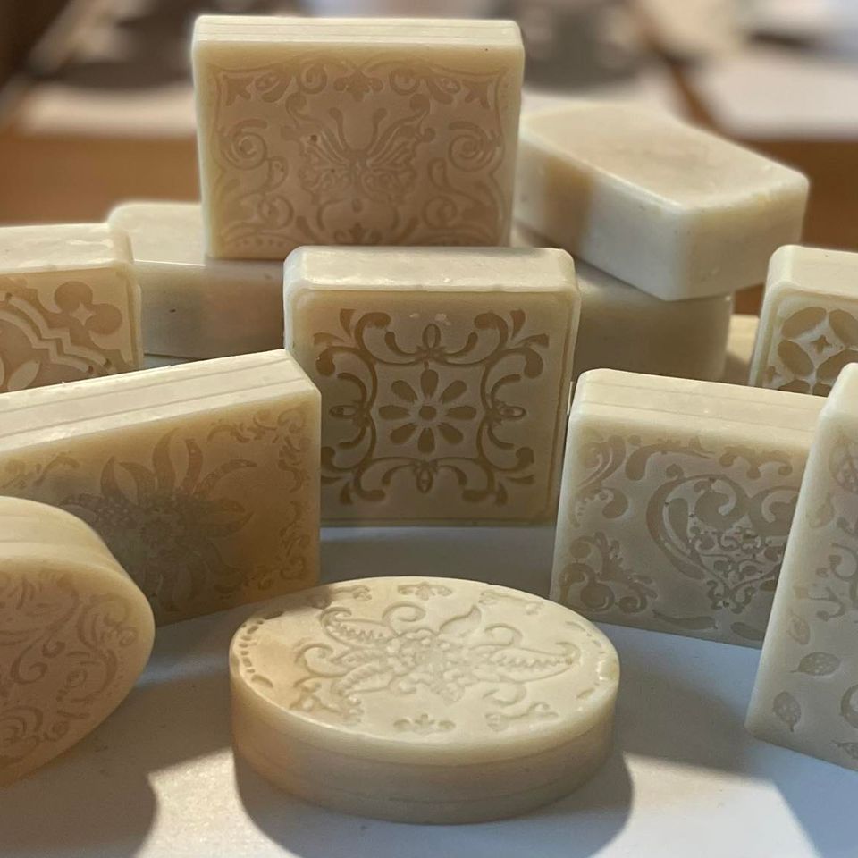 Second city black tea facial soap