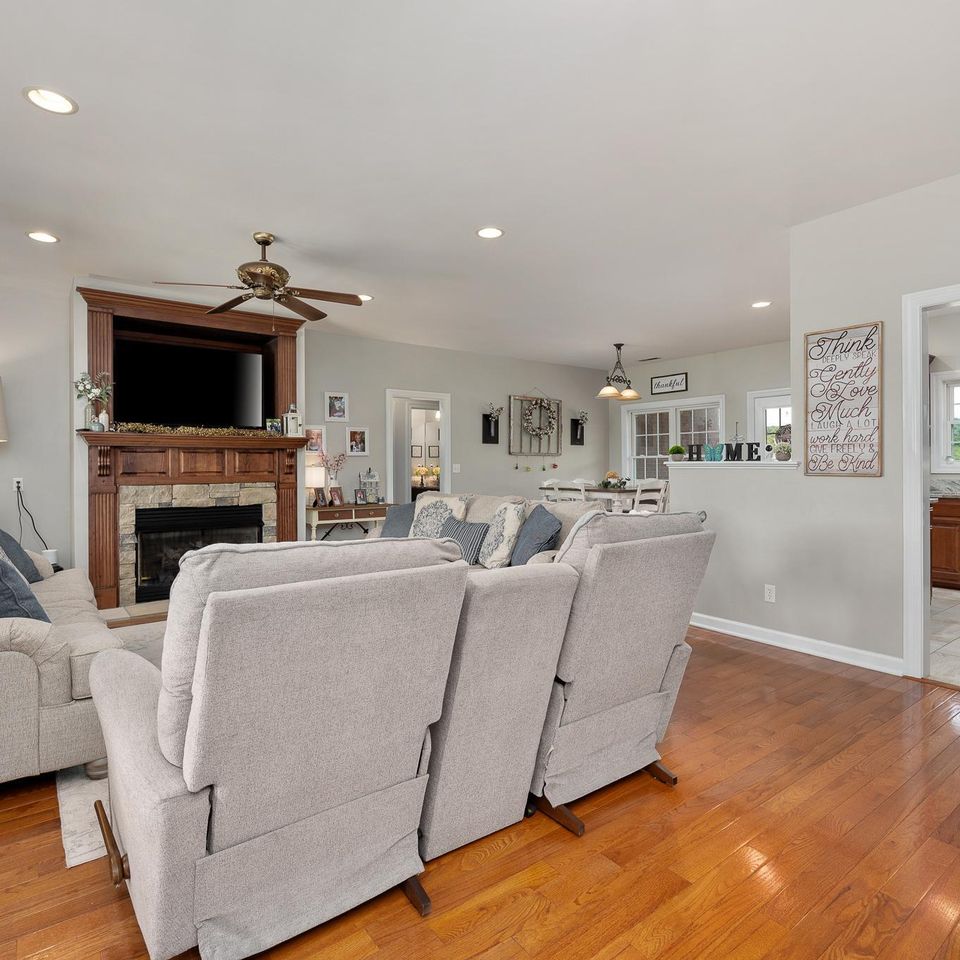 319 skyview lane 19