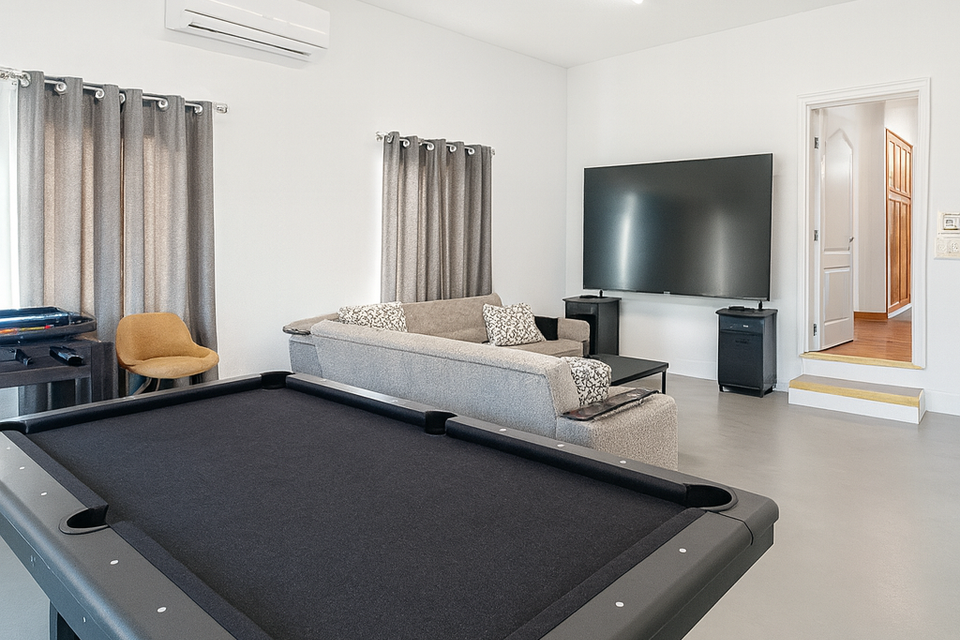 Living room 2