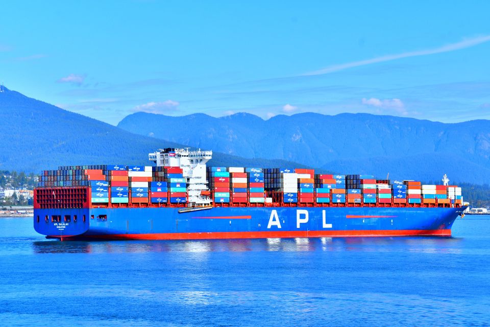 Cargo ships gf7319a849 1920