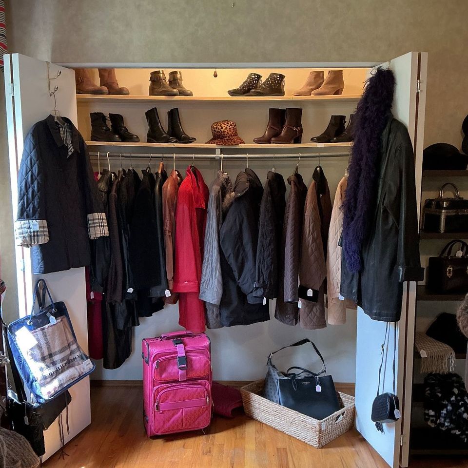 Larrison estate sales woodfield cincinnati100