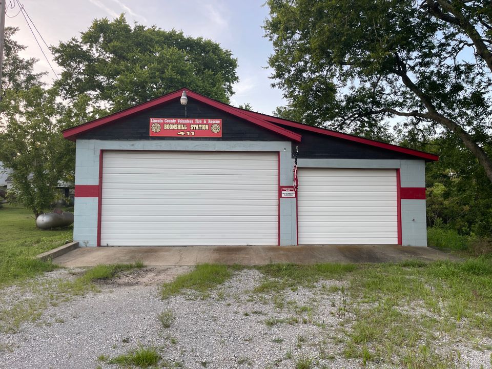 411 front image