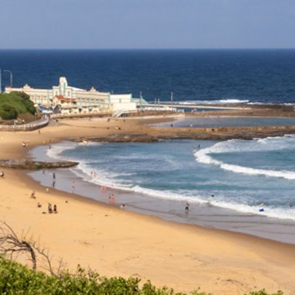 Australia   4 days   3 nights   new castle