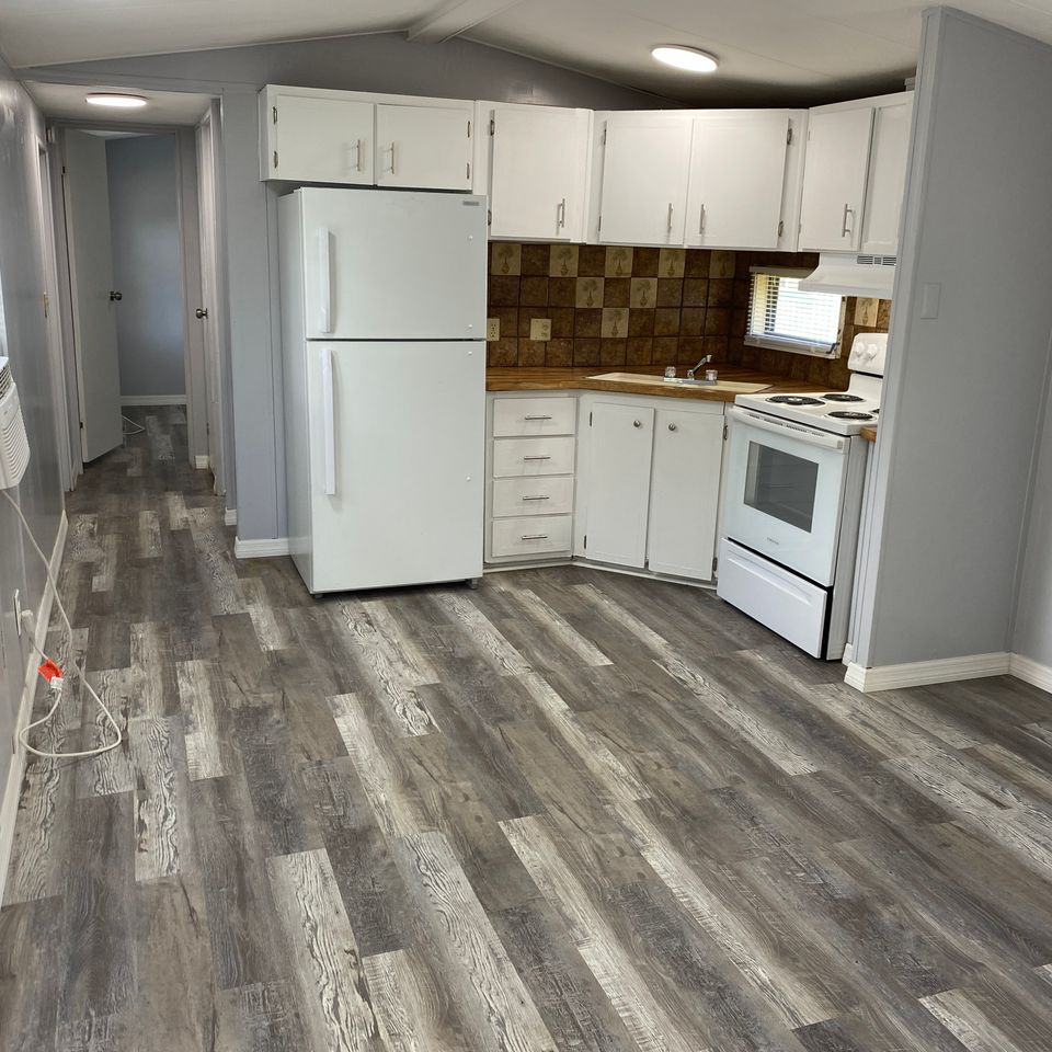 Lot 18 kitchen