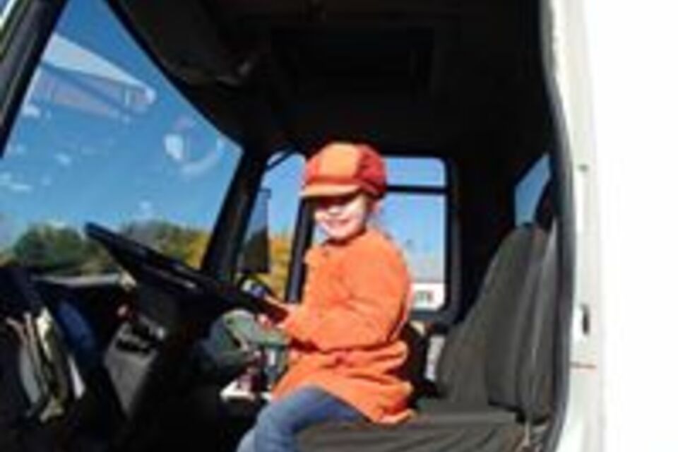 12046953 1274389682586739 3746787779171883715 n 960x960