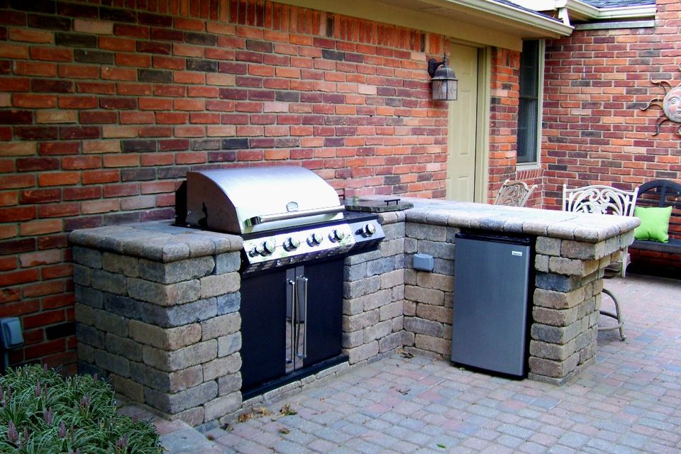 Outdoor kitchen for web 1 orig
