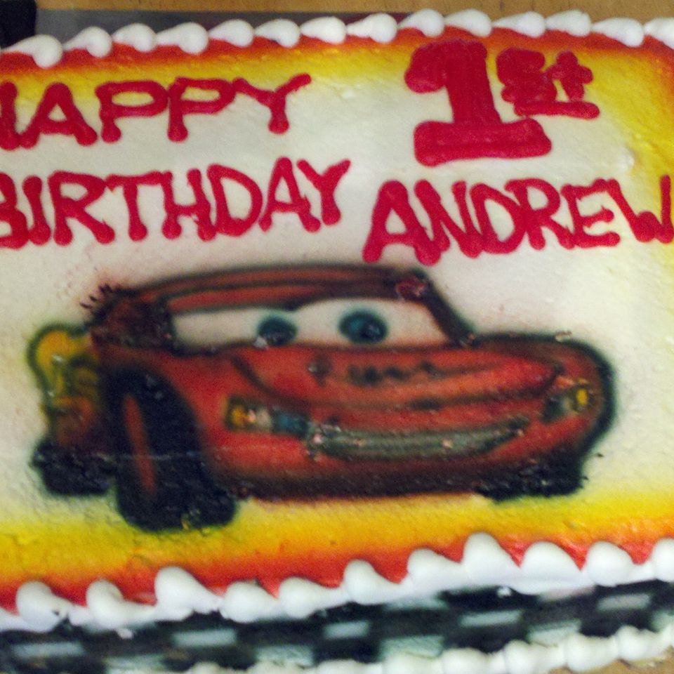 Cakes birthday 15820180612 32100 18nhc39