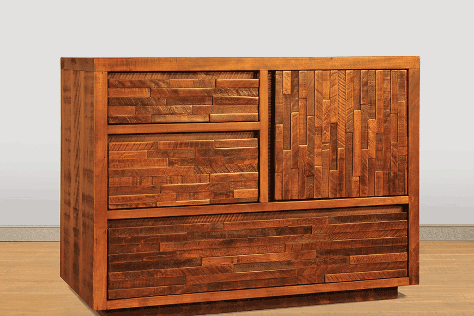 Ledgerock chest sct