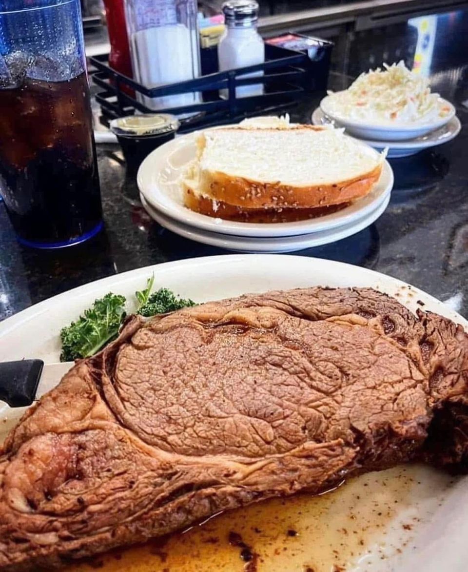 612006974 1492933772557567 1284506044977450450 n