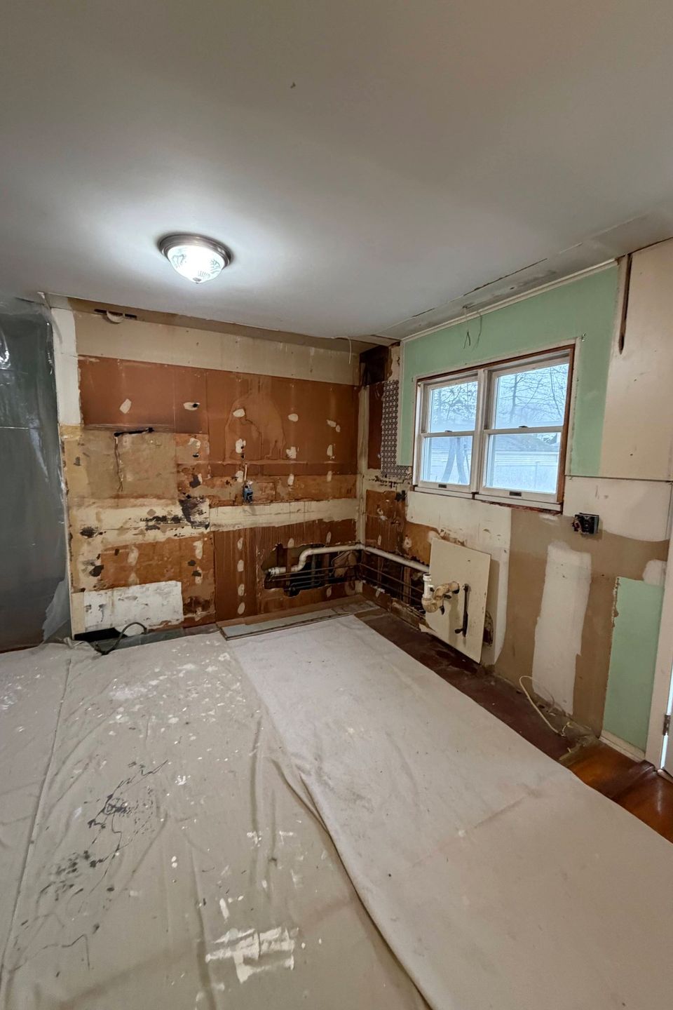 Kitchen before 1