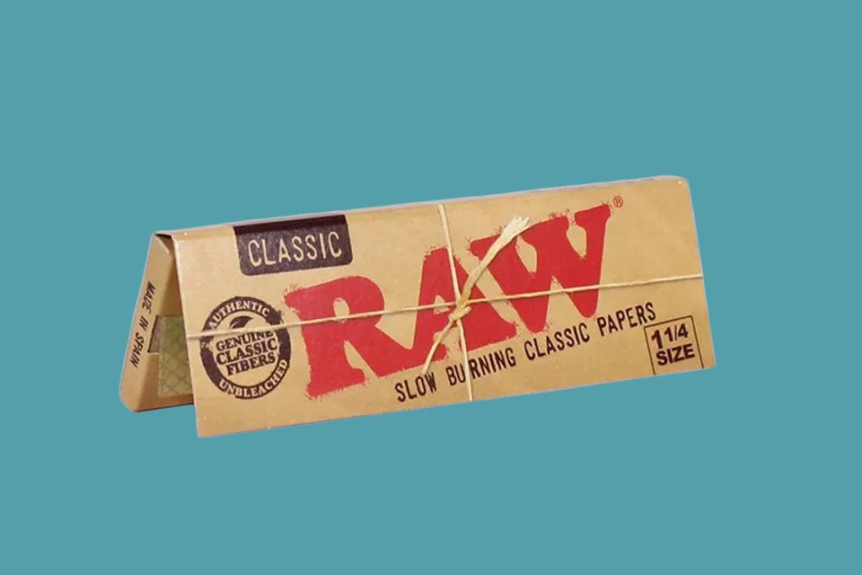 RAW Rolling Papers - Classic 1 1/4 inches