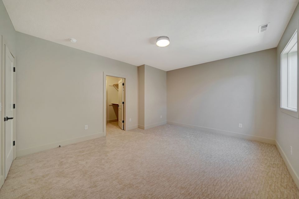 1239 s 88th st 48
