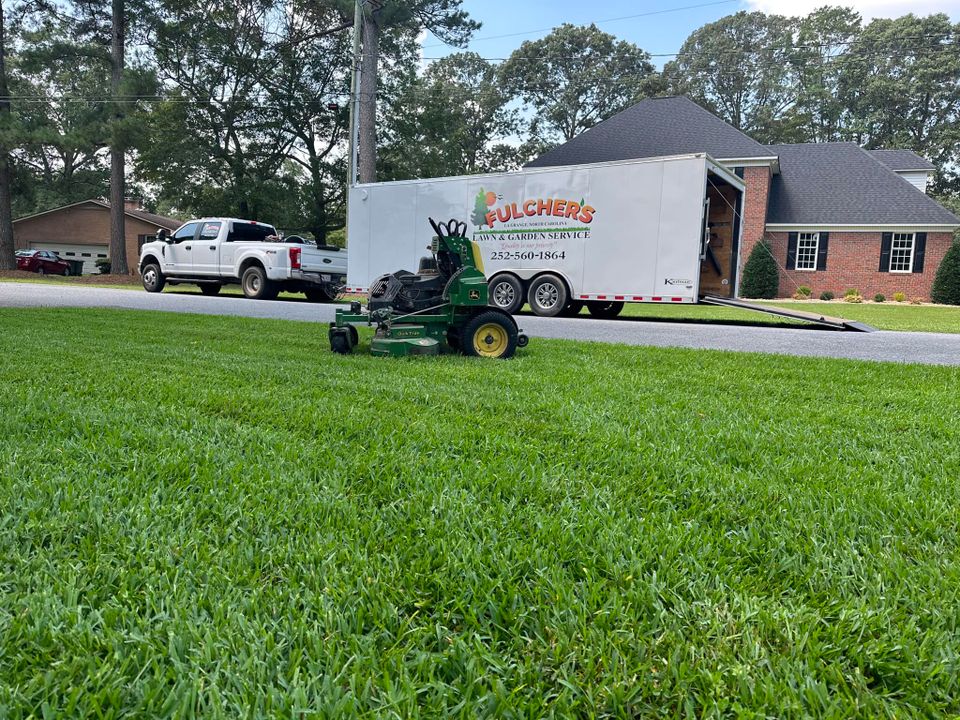 Fulcher's Lawn & Garden Service - Landscape Design & Lawn Care, Landscape Designer La Grange, Landscaping Company La Grange,