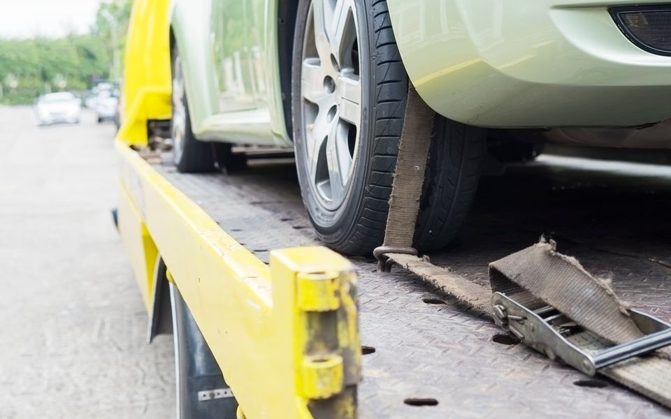 Absolutely. Flatbeds allow us to load vehicles that won’t roll, have damage to the wheels, or are totaled in accidents. Our winches and ramps make loading safe and efficient.
