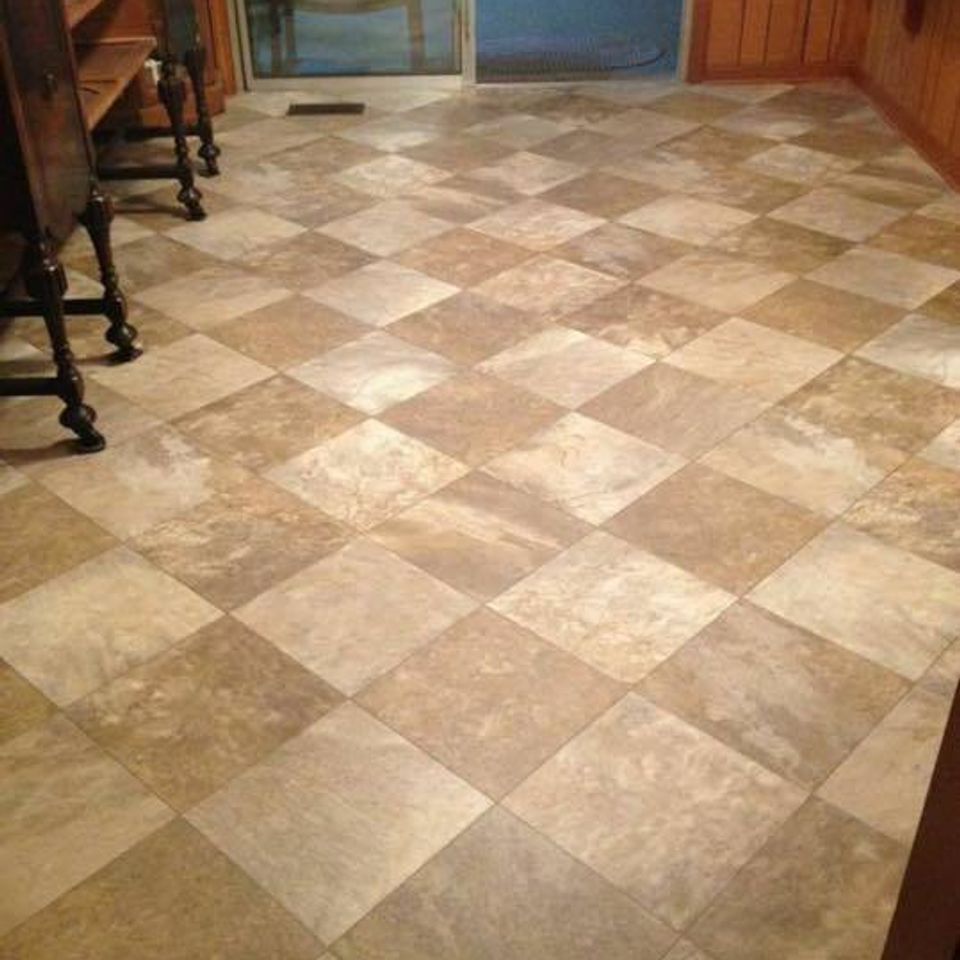 Cover my floors (vinyl or laminate) facebook photo 20180405 2034 1ird181