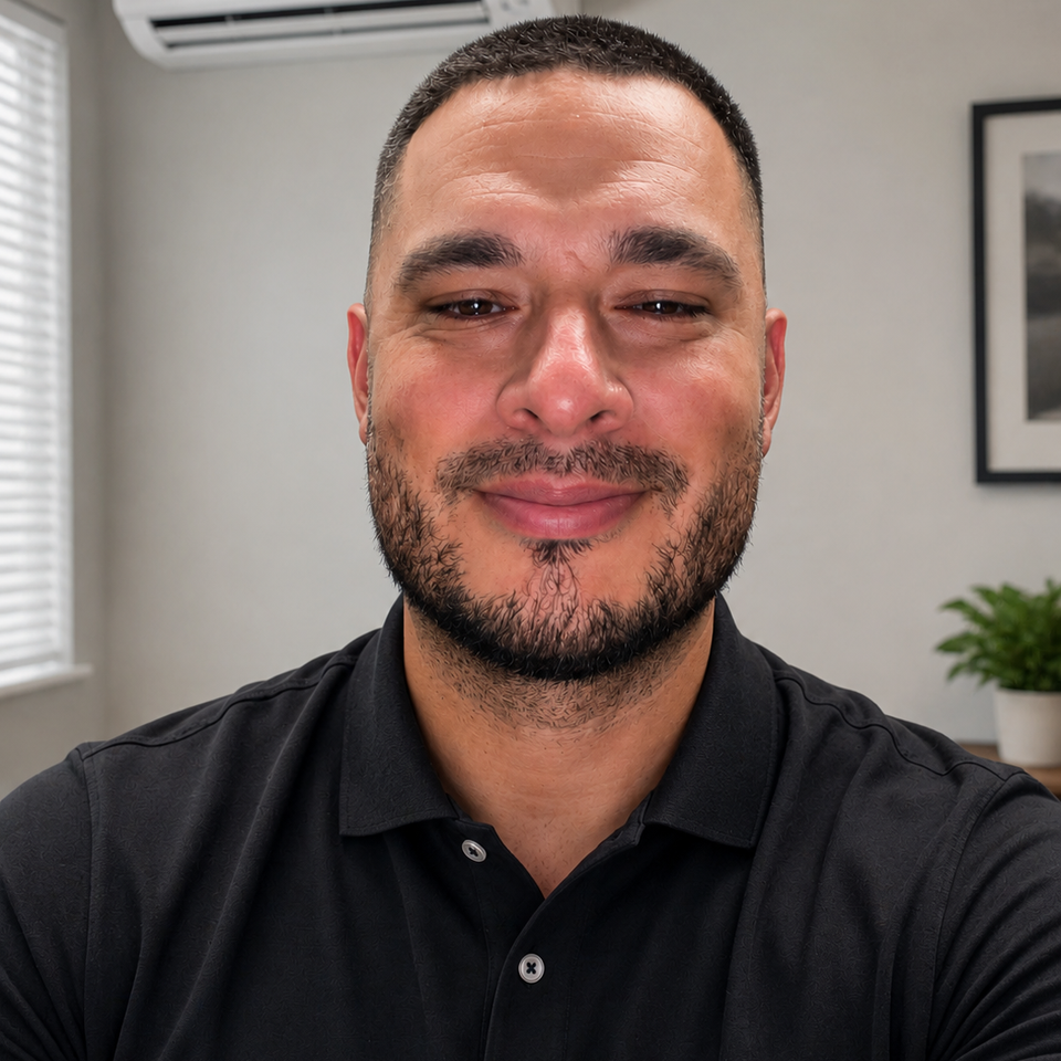 Oscar Villalobos, owner of SoCal  Air Conditioning & Heating, serving Palm Sptings, Indio, La Quinta, Palm Desert, and surrounding Coachella Valley communities.
