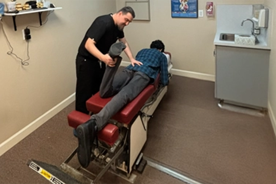 Chiropractor san antonio tx brian long mechanical motion therapy